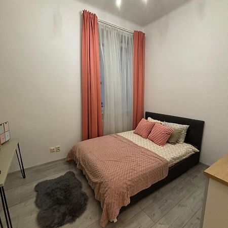 Vistula Riverside-Kazimierz Old Town Apartments Краків Екстер'єр фото